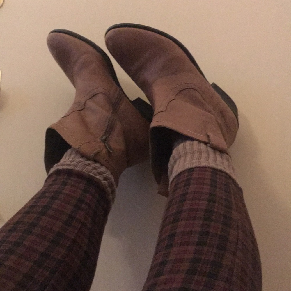 Guess brown booties